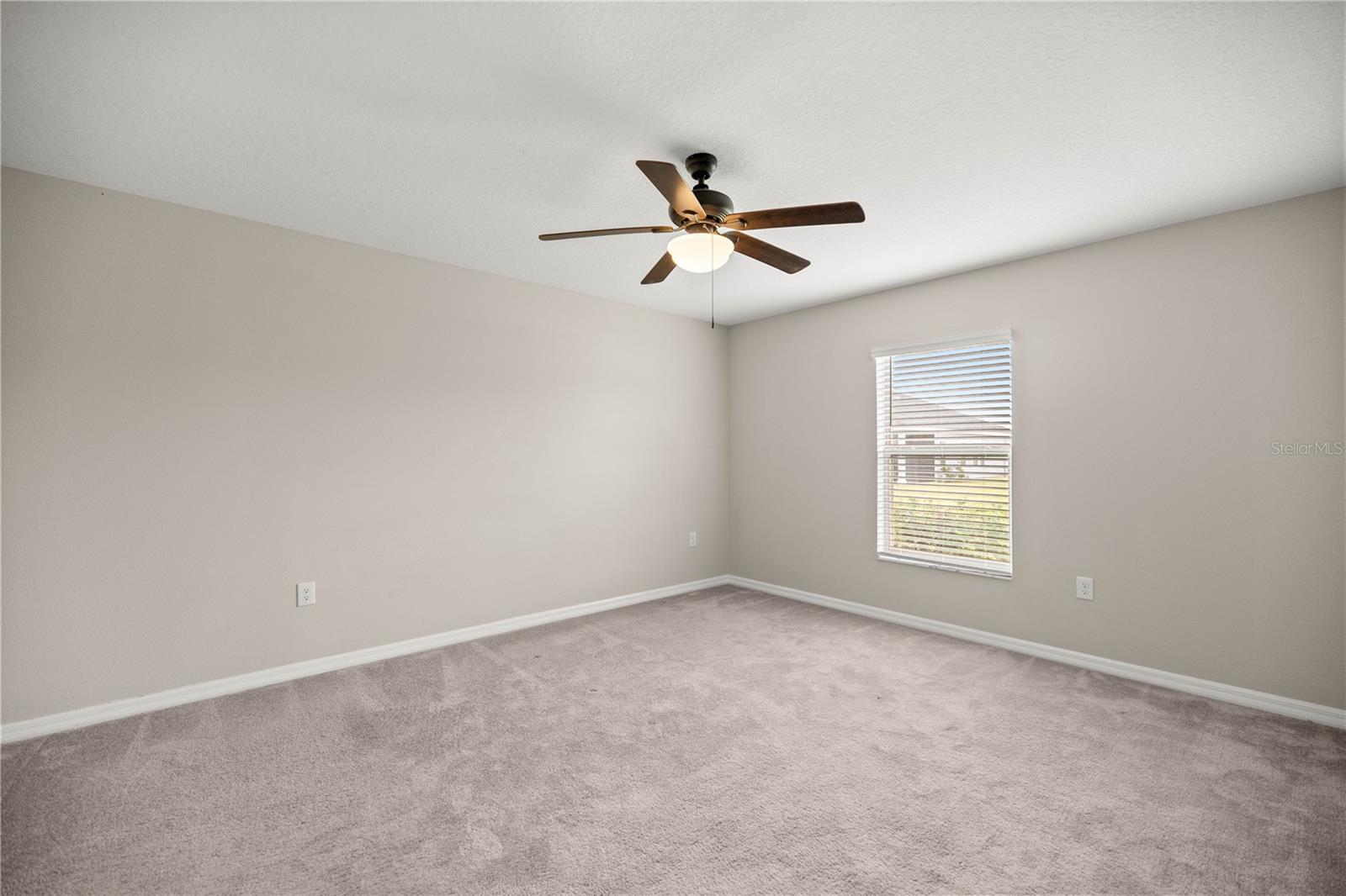 FREEDOME CROSSINGS PRESERVE - Residential