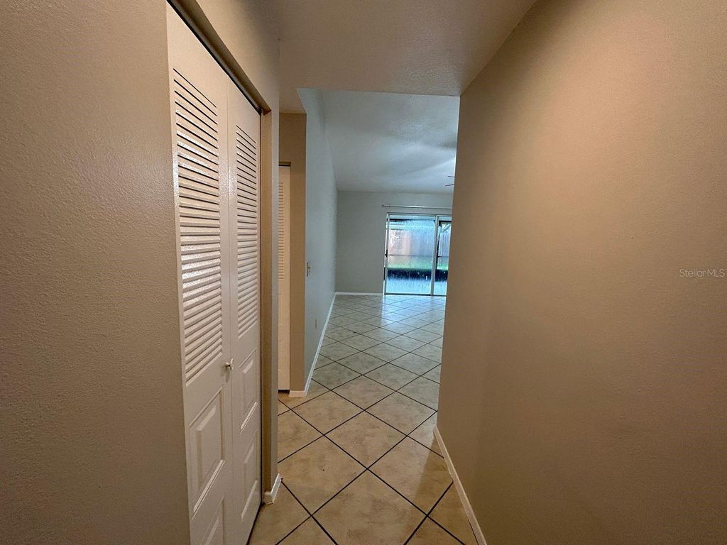 Photo of 1042 Axlewood Circle, Brandon, FL 33511 (MLS # TB8457386)