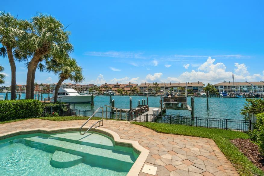 TIERRA VERDE UNIT 1 4TH REP - Residential