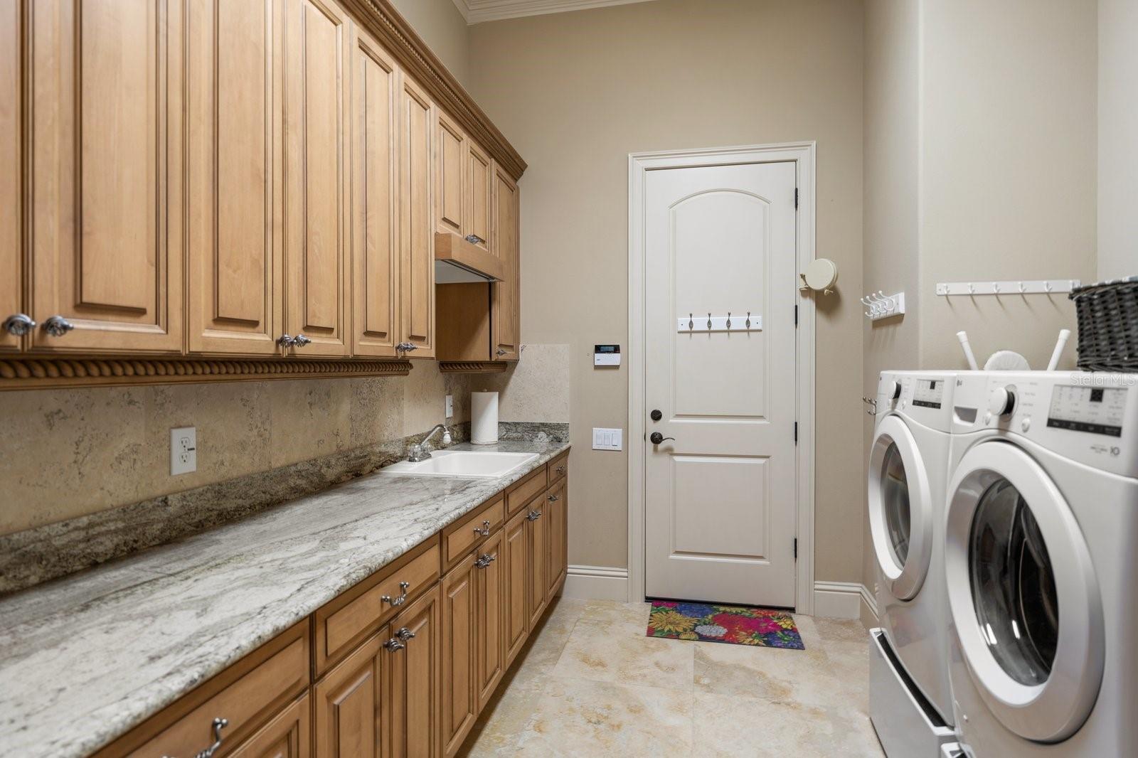TIERRA VERDE UNIT 1 4TH REP - Residential