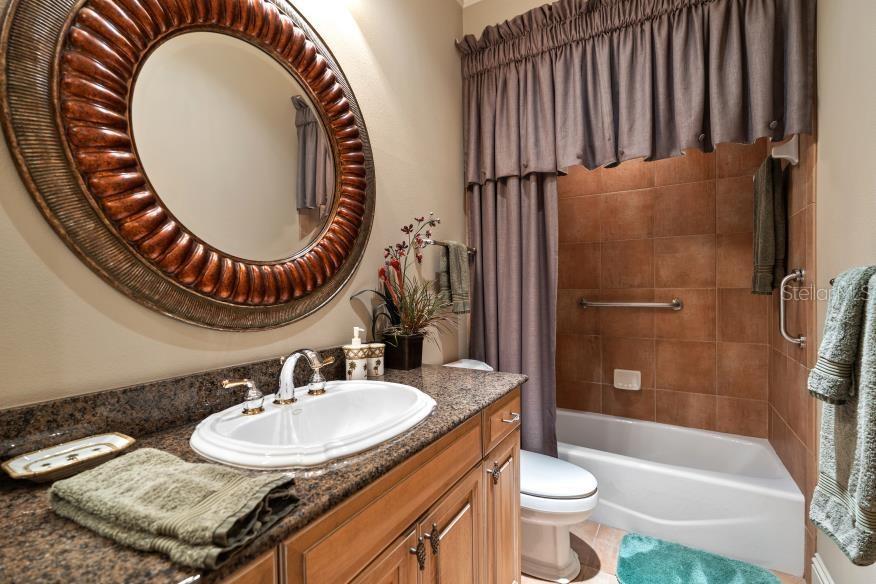 TIERRA VERDE UNIT 1 4TH REP - Residential