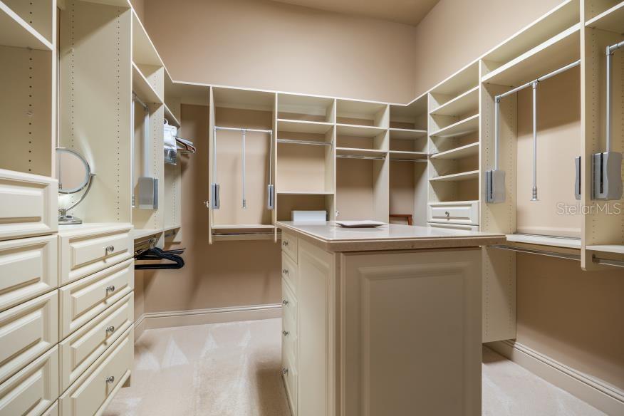 TIERRA VERDE UNIT 1 4TH REP - Residential