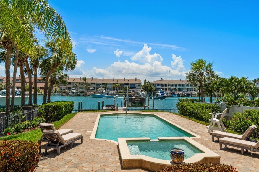 TIERRA VERDE UNIT 1 4TH REP - Residential
