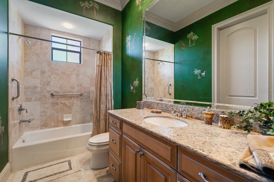 TIERRA VERDE UNIT 1 4TH REP - Residential