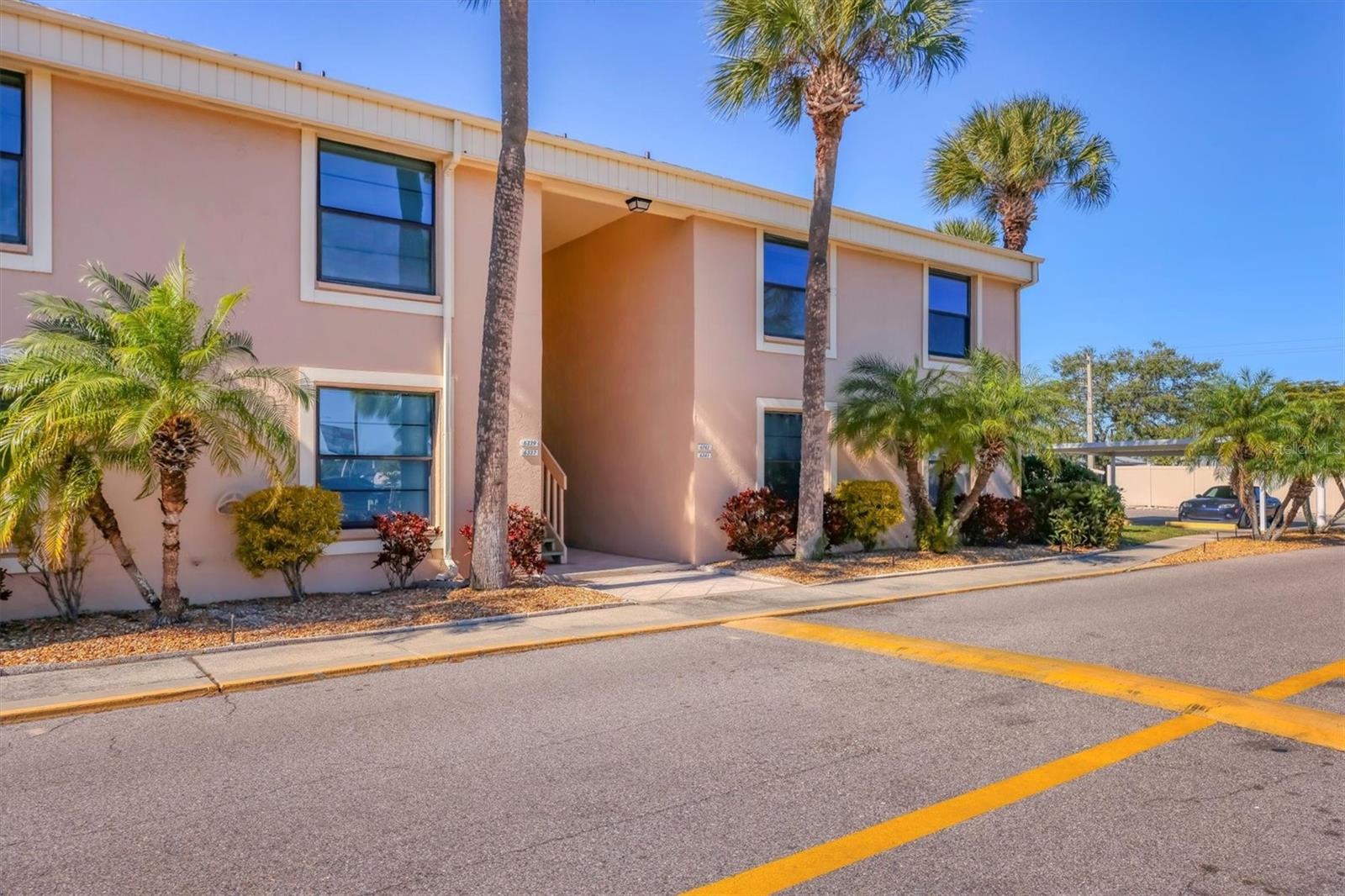 6343 MANATEE AVENUE W