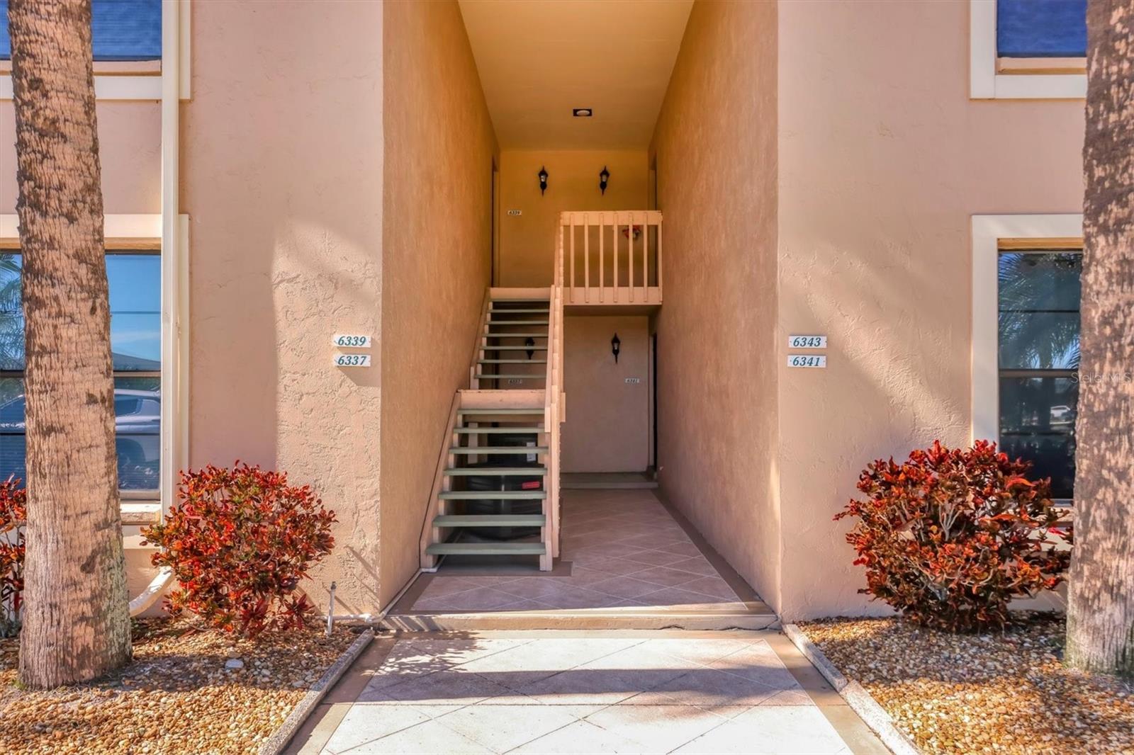 PEBBLE SPGS CLUSTER 6 - Residential