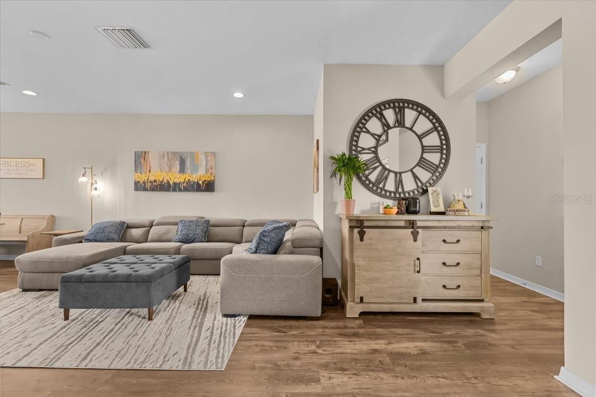 WINDERMERE ESTATES - Residential