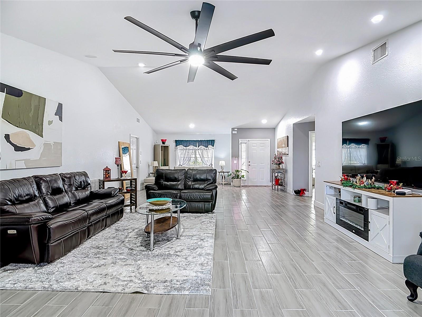 IMPERIALAKES PH 02 SEC 01-B - Residential