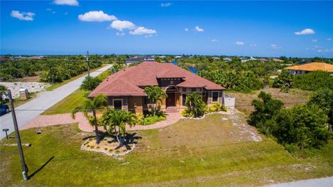 A home in PORT CHARLOTTE