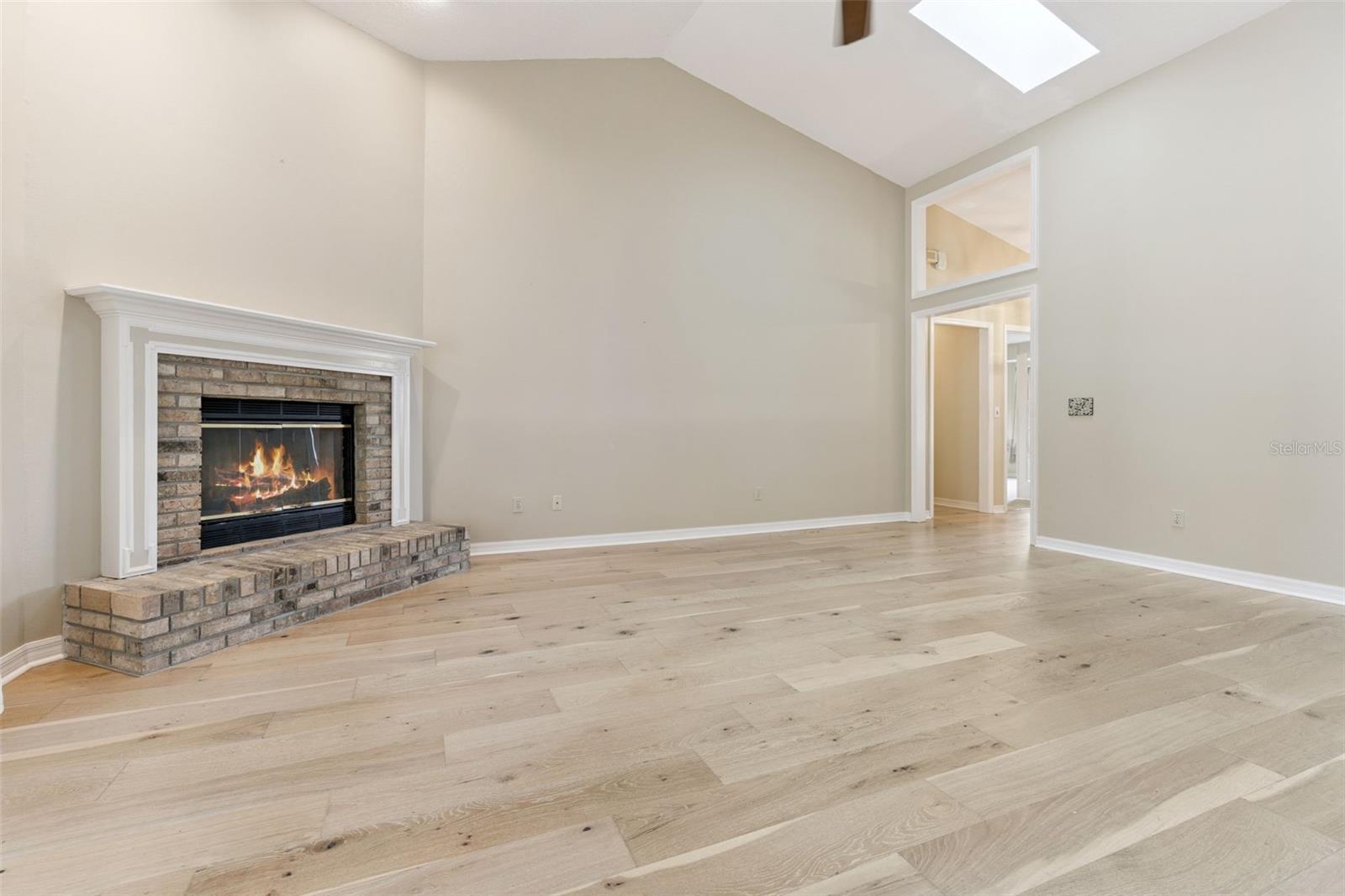 4207 WILLOW PARK DRIVE