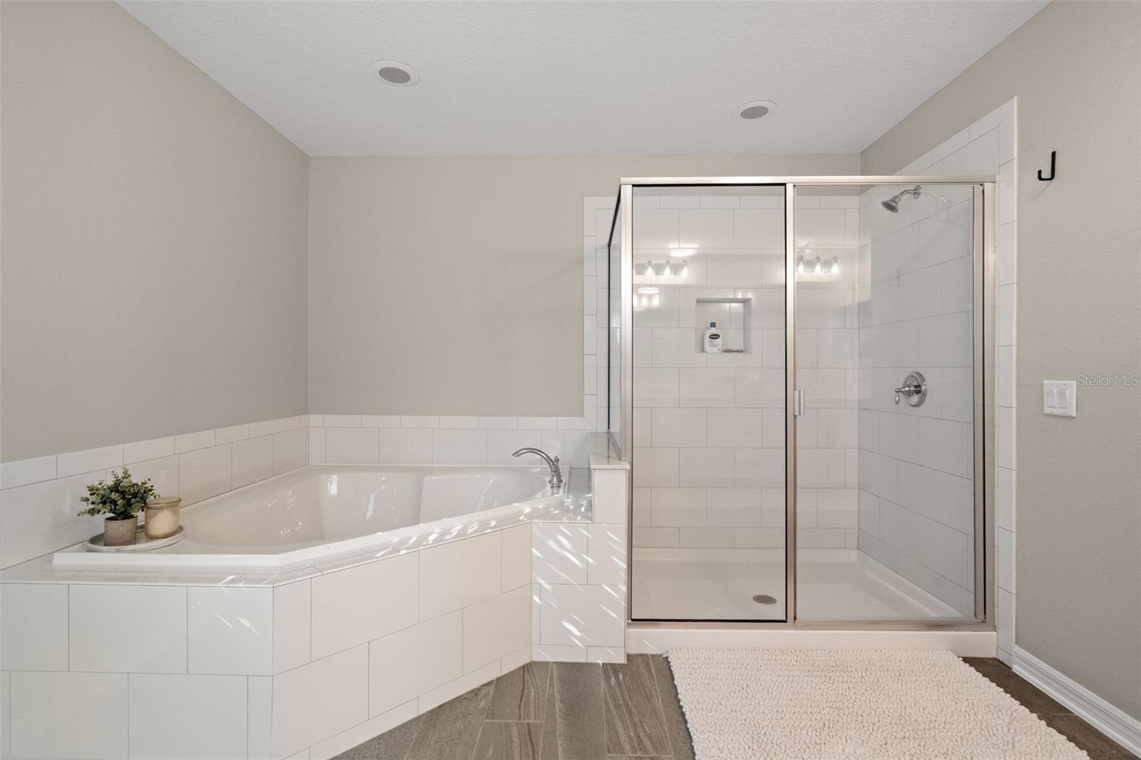 LONG LAKE RANCH VILLAGE 1A - Residential