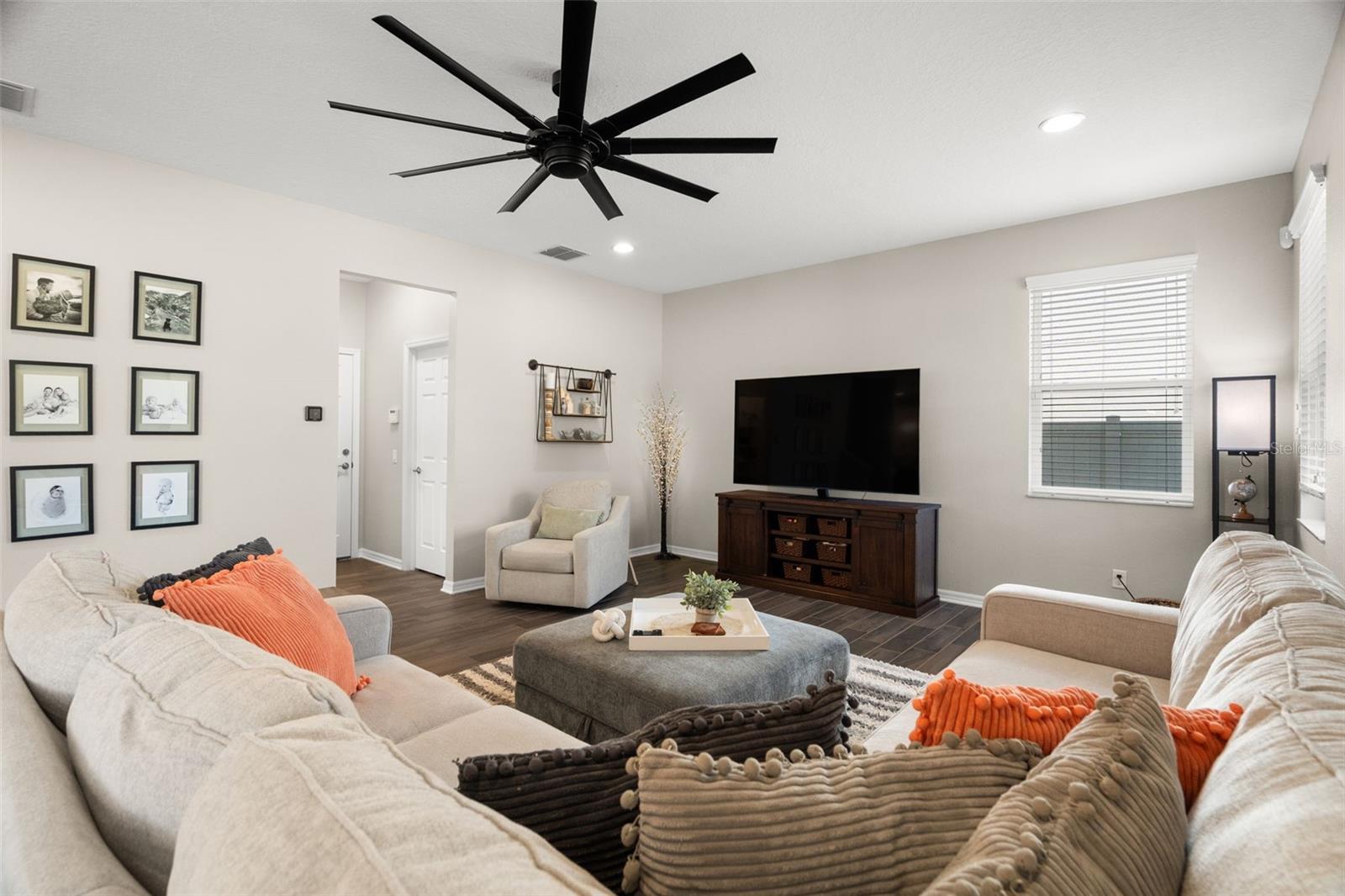 LONG LAKE RANCH VILLAGE 1A - Residential