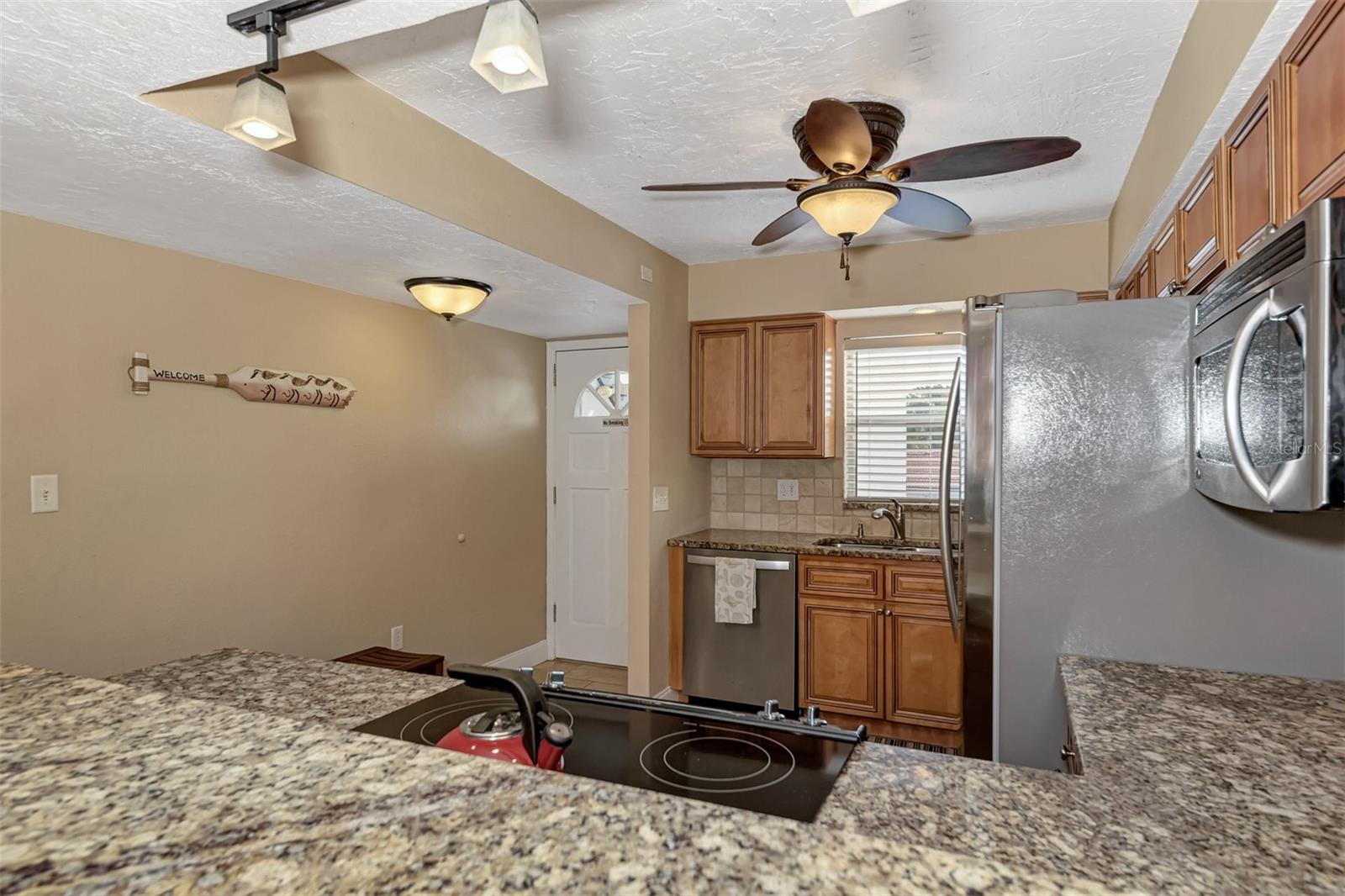 VISTA HERMOSA - Residential Lease