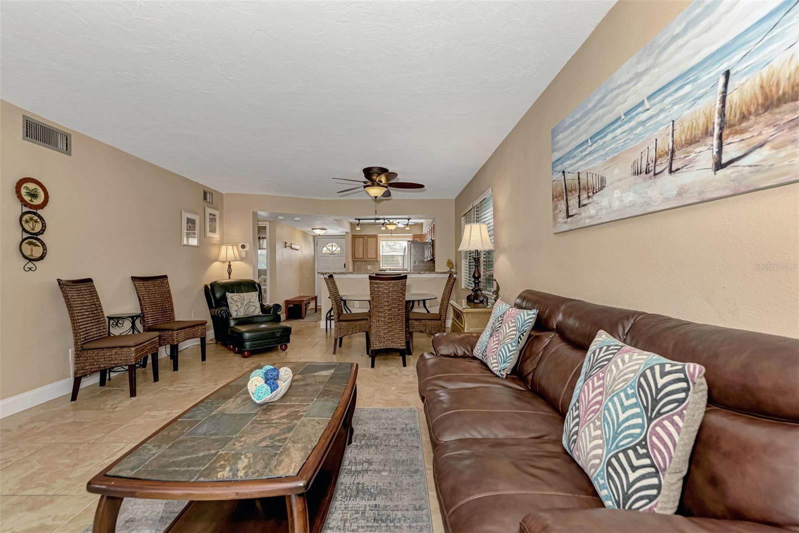 VISTA HERMOSA - Residential Lease