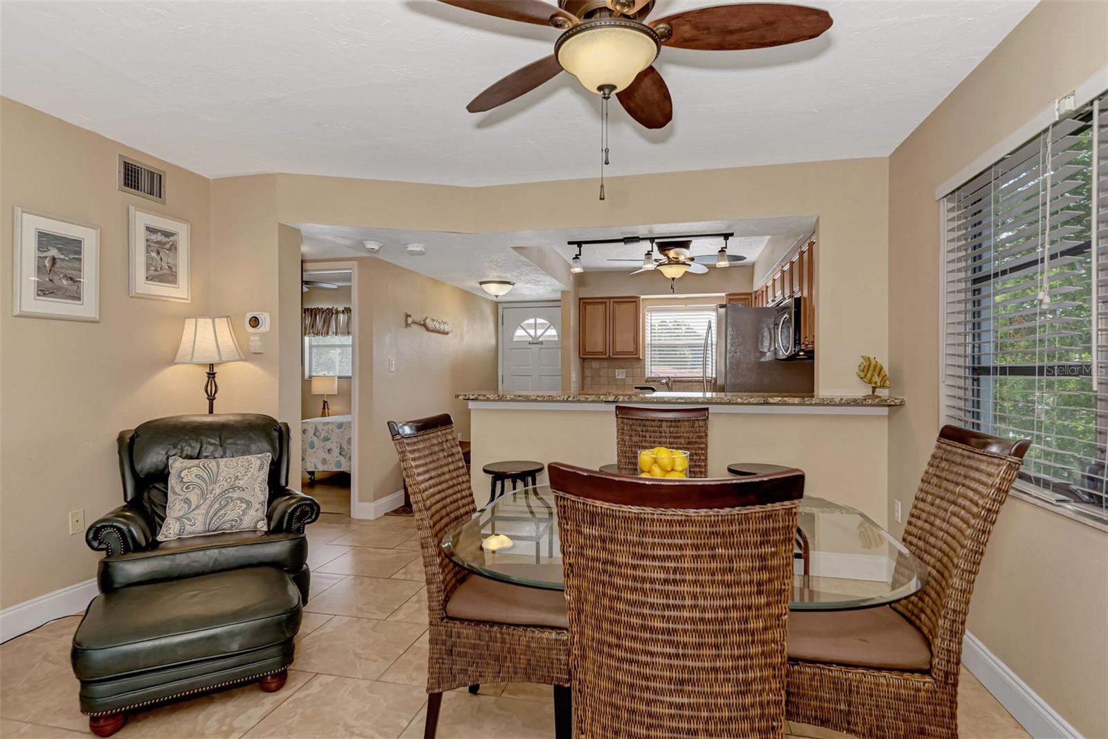 VISTA HERMOSA - Residential Lease