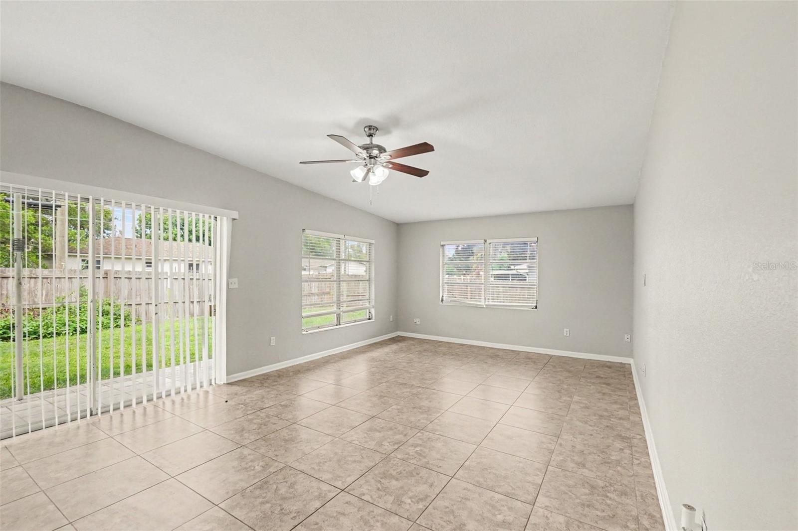 2124 JOHN ARTHUR WAY