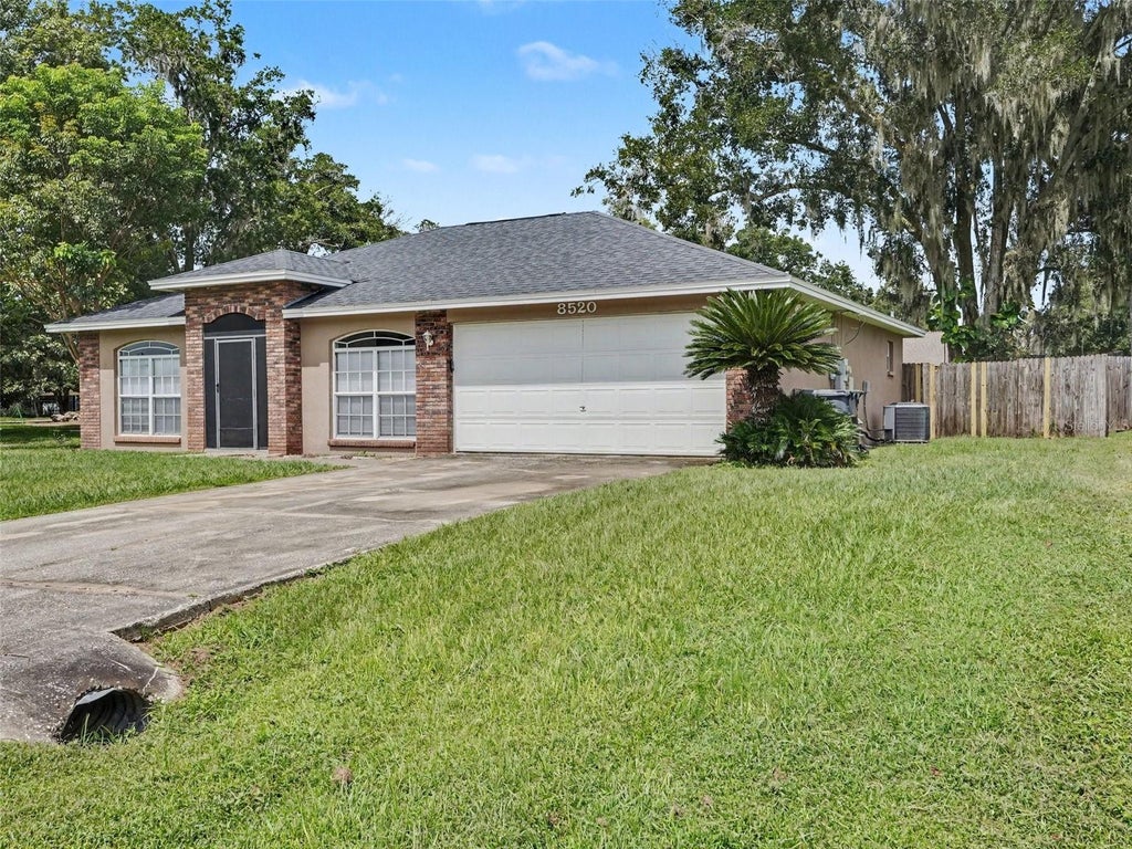 Photo of 8520 Cherry Hill Drive, Lakeland, FL 33810 (MLS # O6445774)