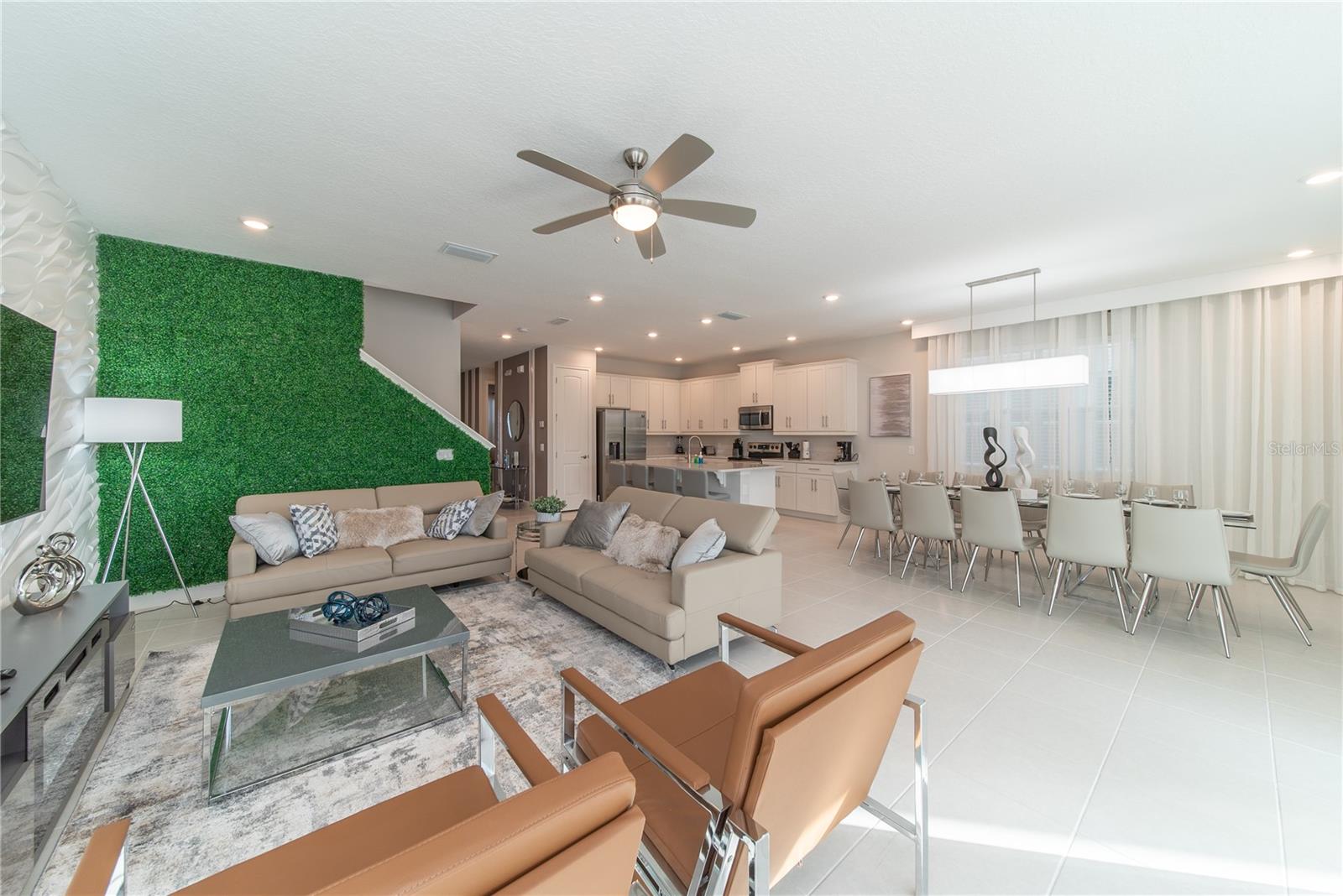 REUNION WEST PH 4 - Residential