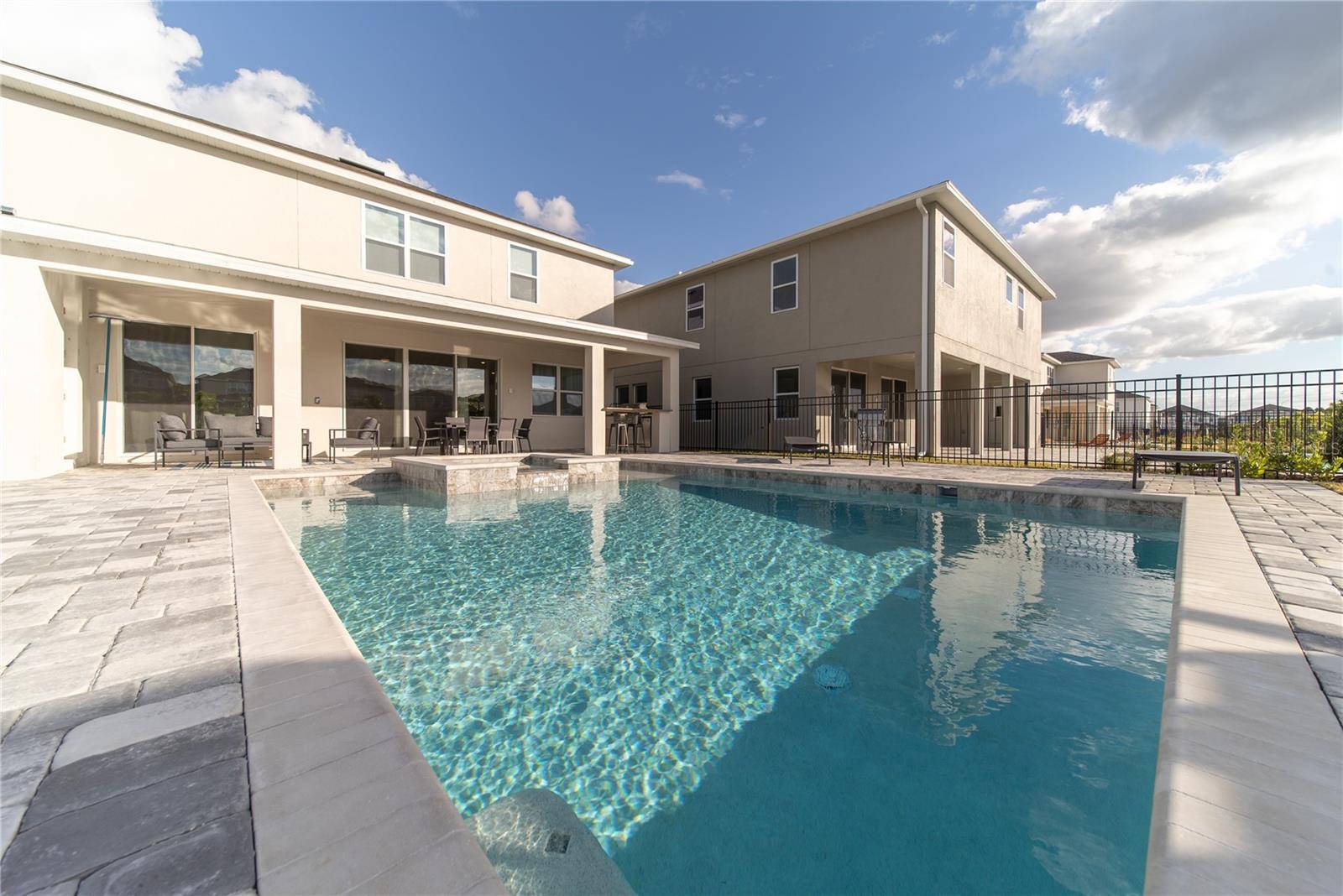 REUNION WEST PH 4 - Residential