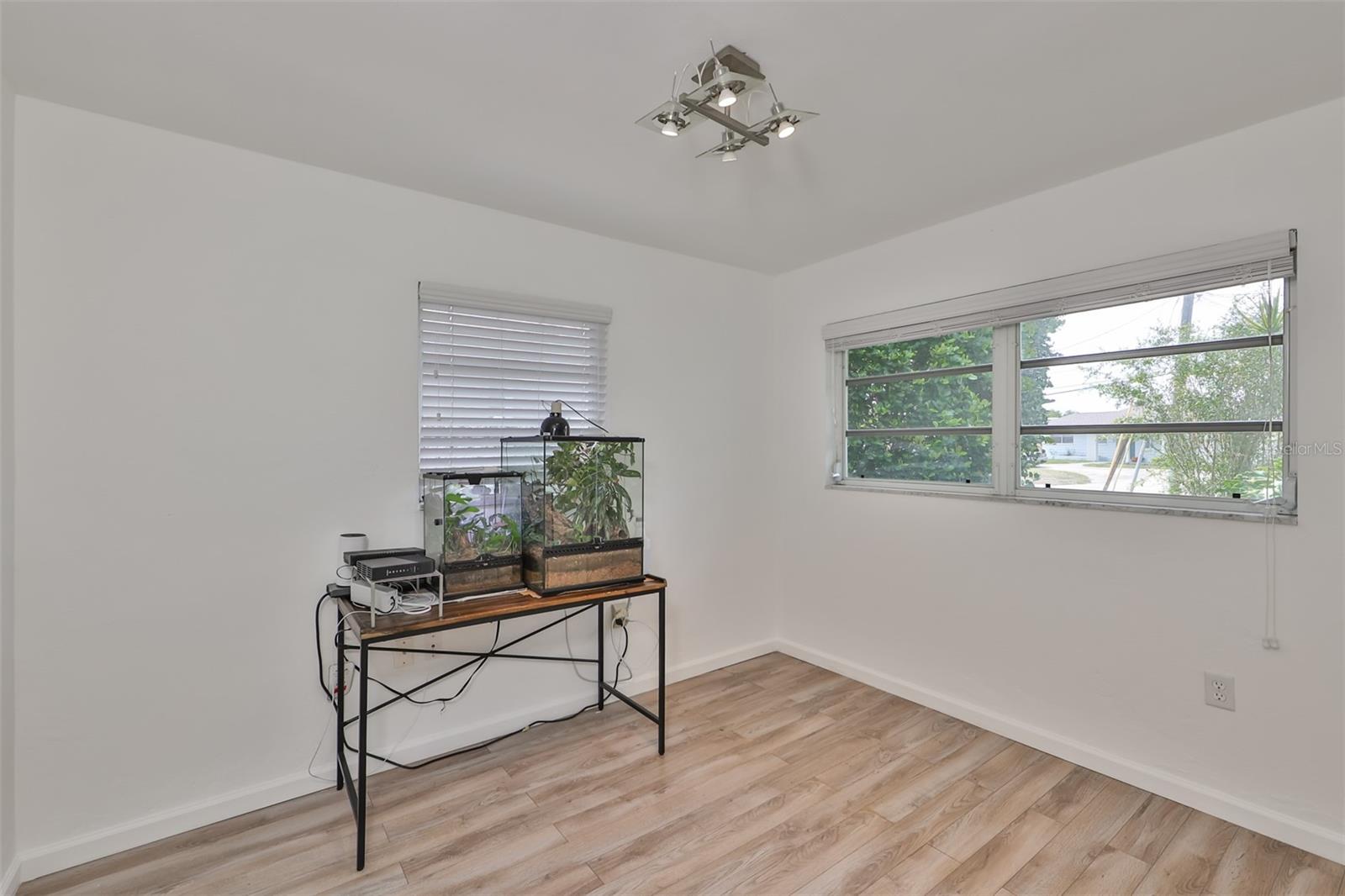 WATERWAY ESTATES SEC 2 - Residential Lease