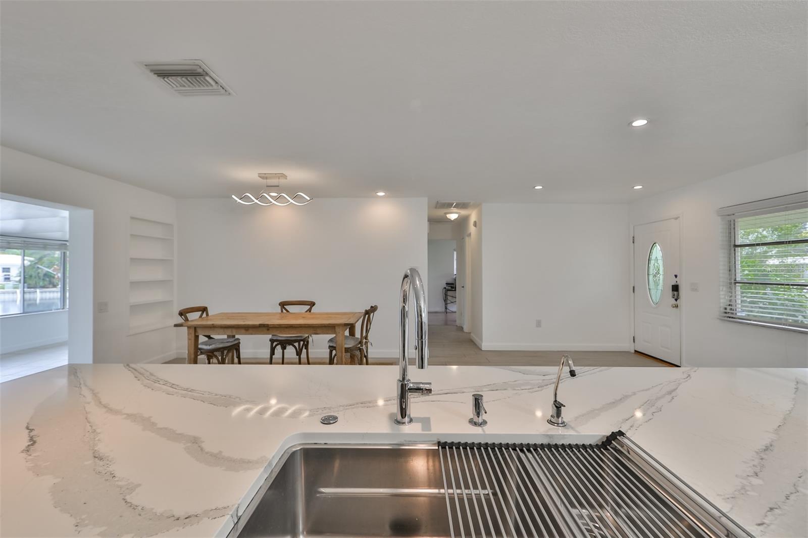 WATERWAY ESTATES SEC 2 - Residential Lease