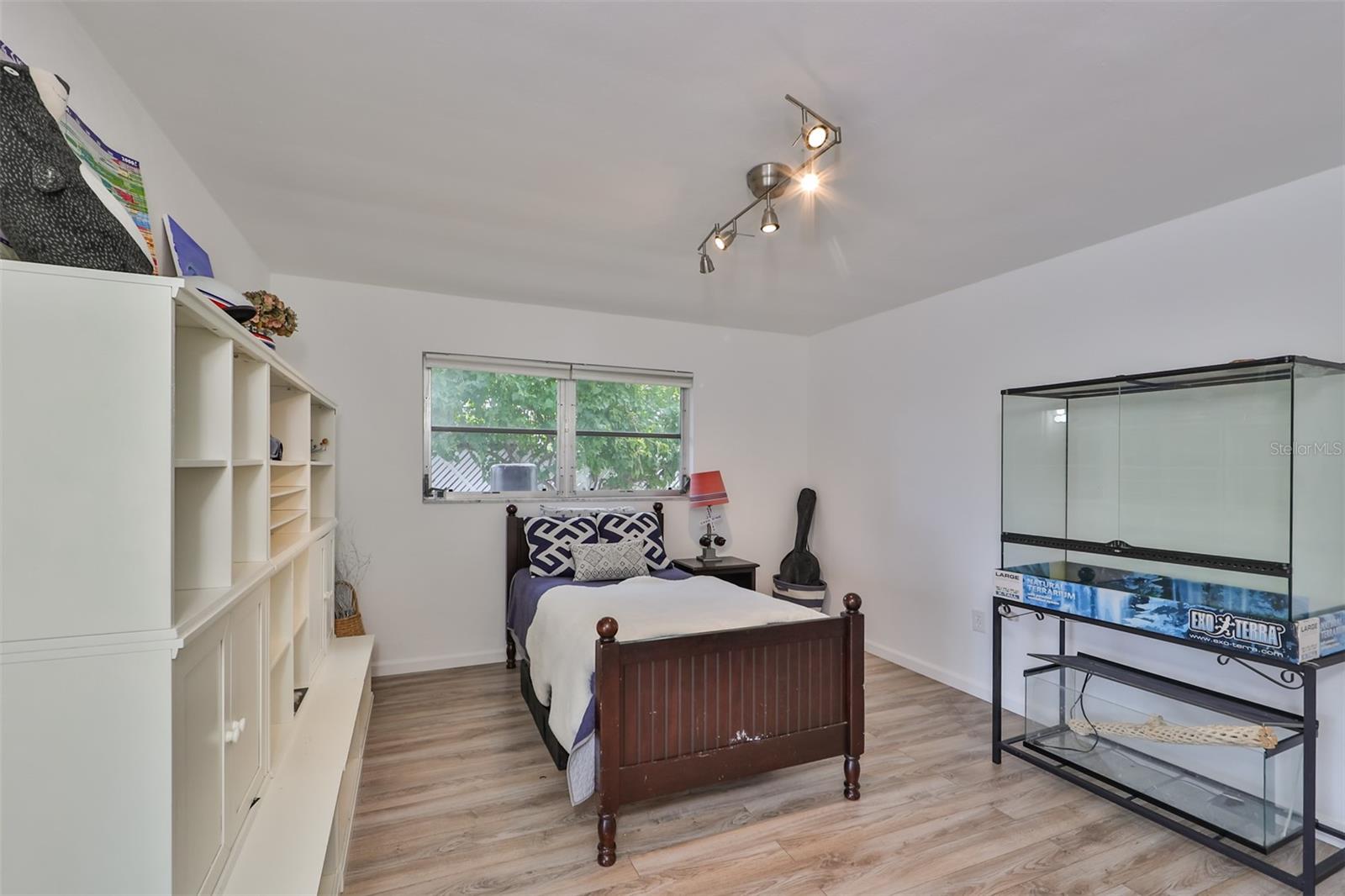 WATERWAY ESTATES SEC 2 - Residential Lease