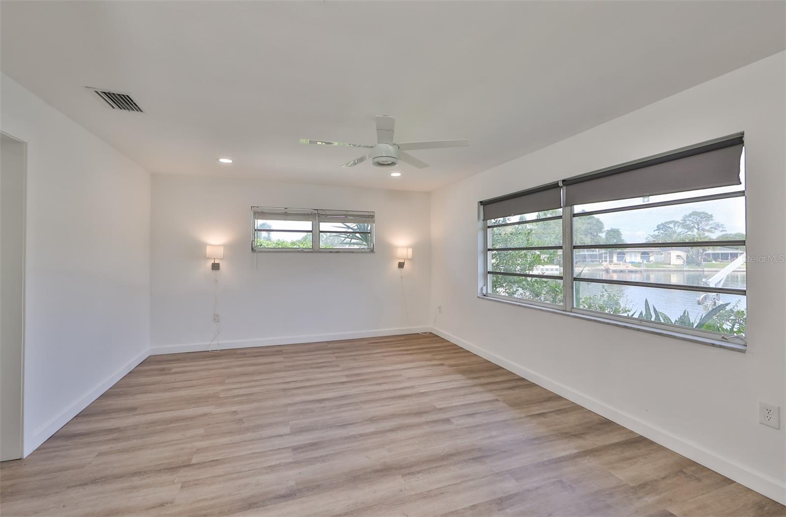 WATERWAY ESTATES SEC 2 - Residential Lease