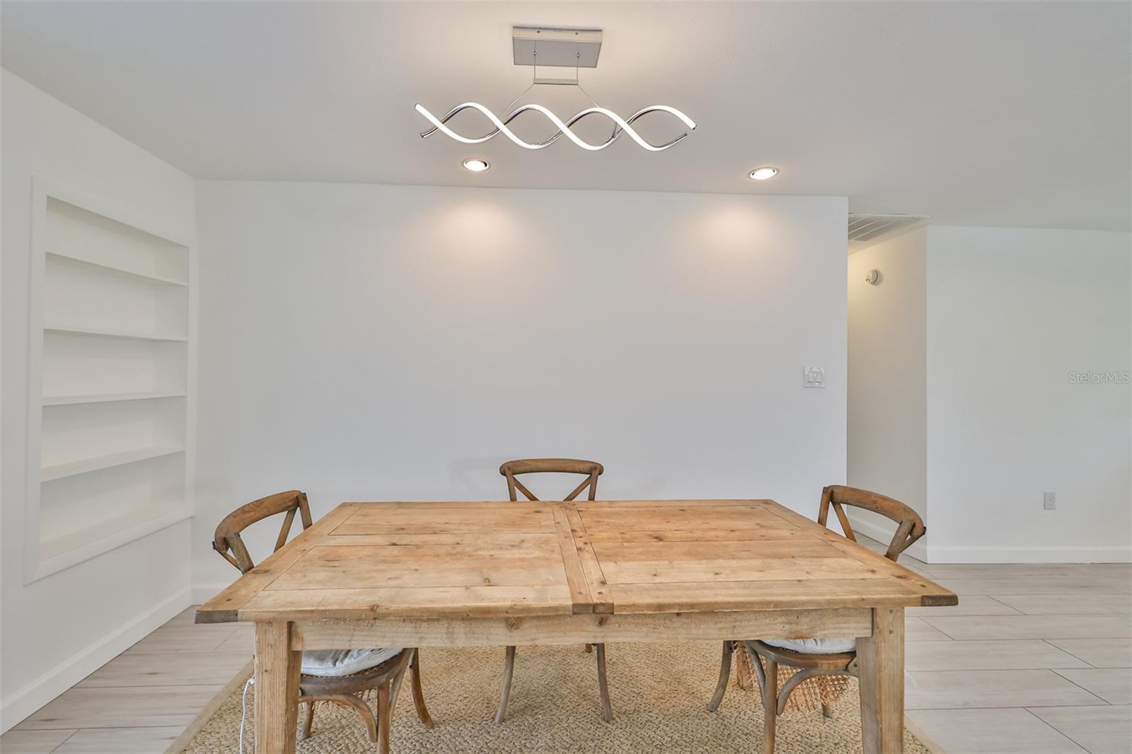 WATERWAY ESTATES SEC 2 - Residential Lease