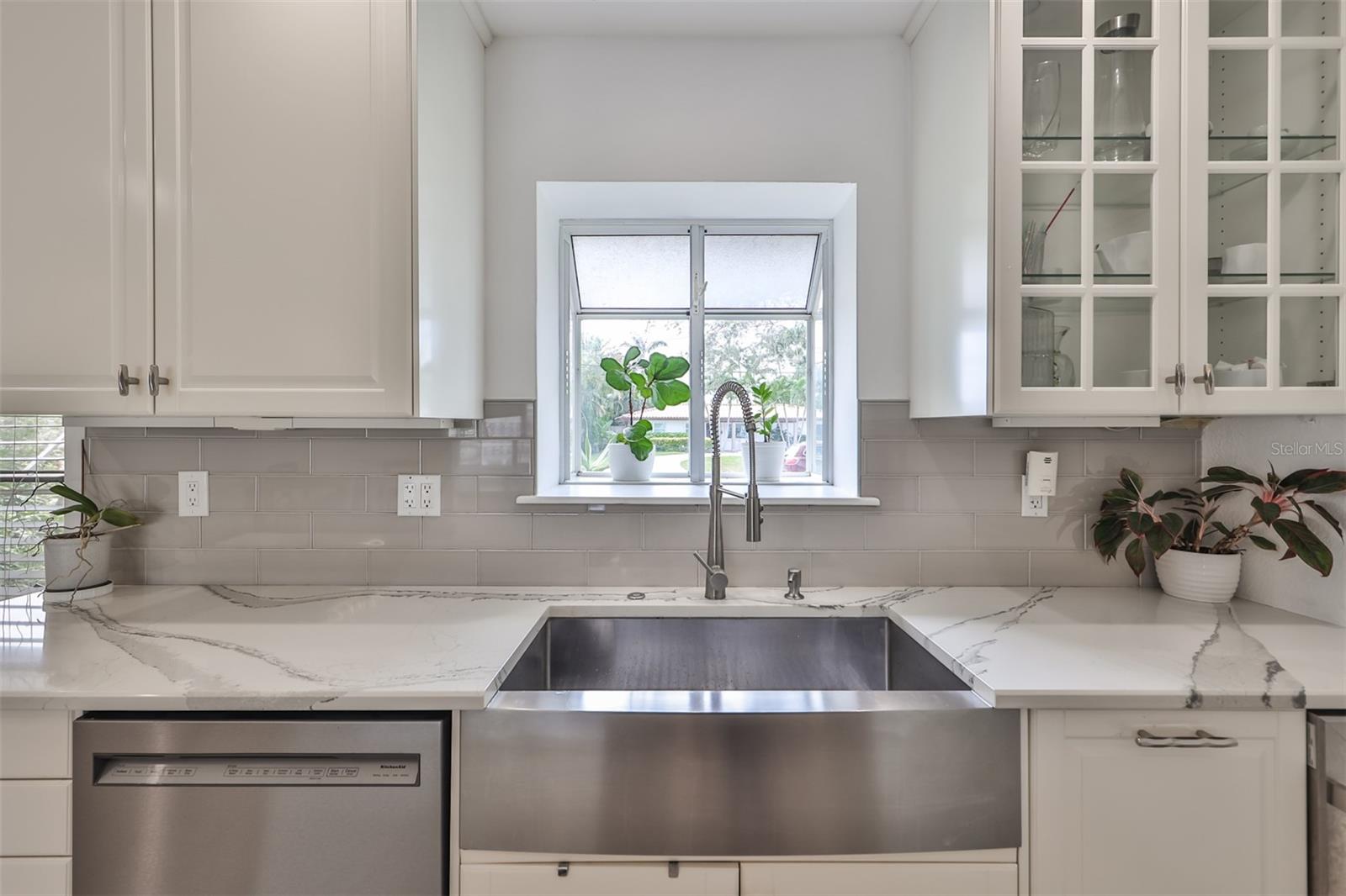 WATERWAY ESTATES SEC 2 - Residential Lease