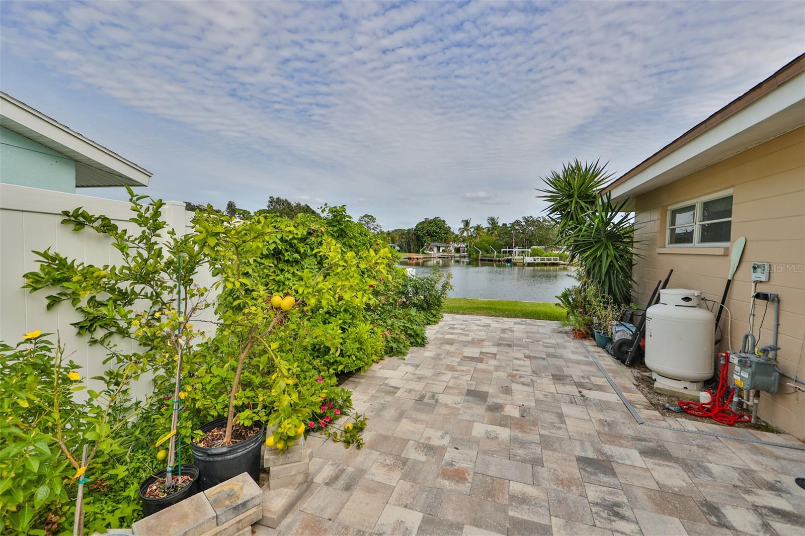 WATERWAY ESTATES SEC 2 - Residential Lease