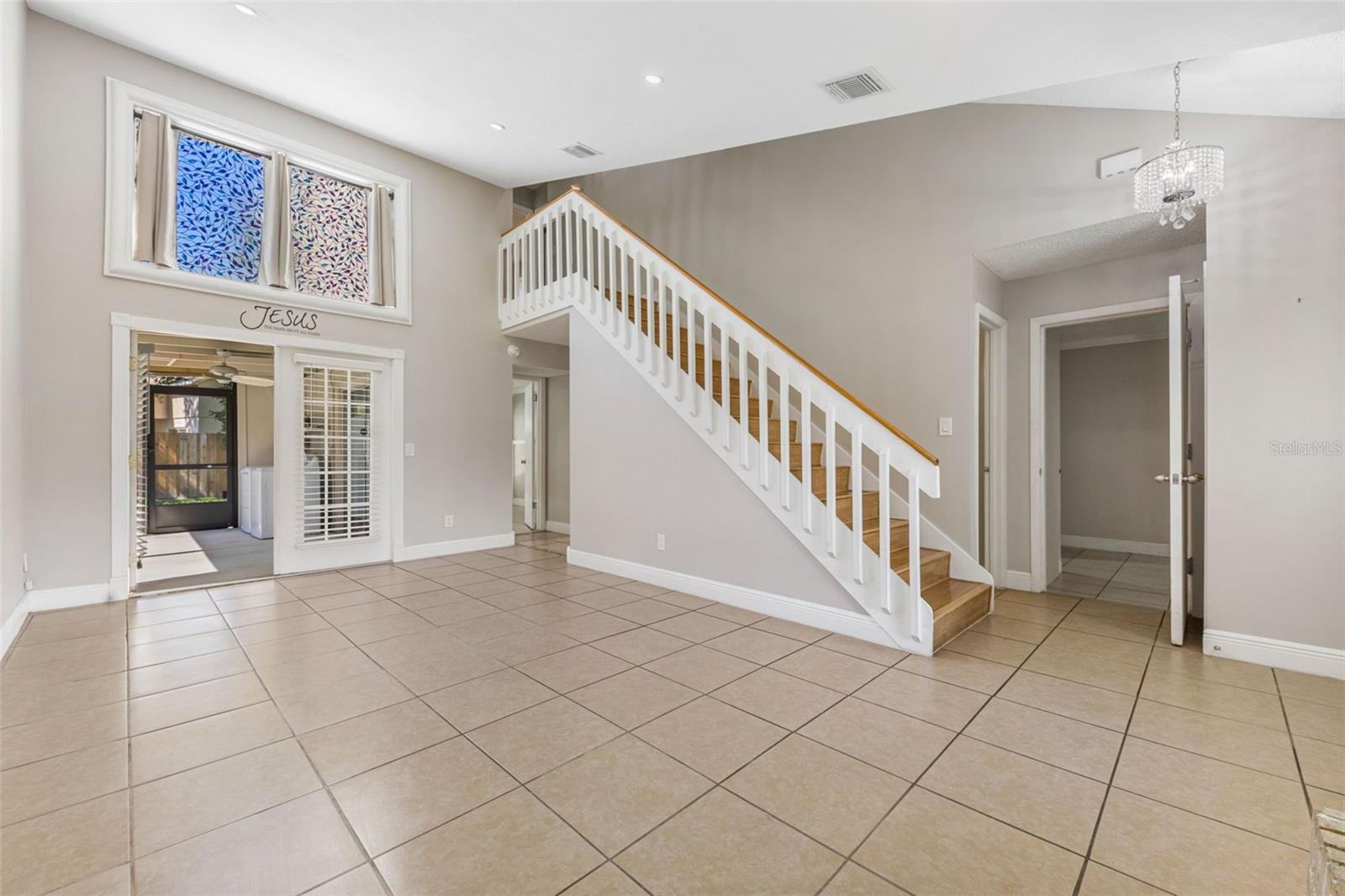 682 ASCOT CIRCLE