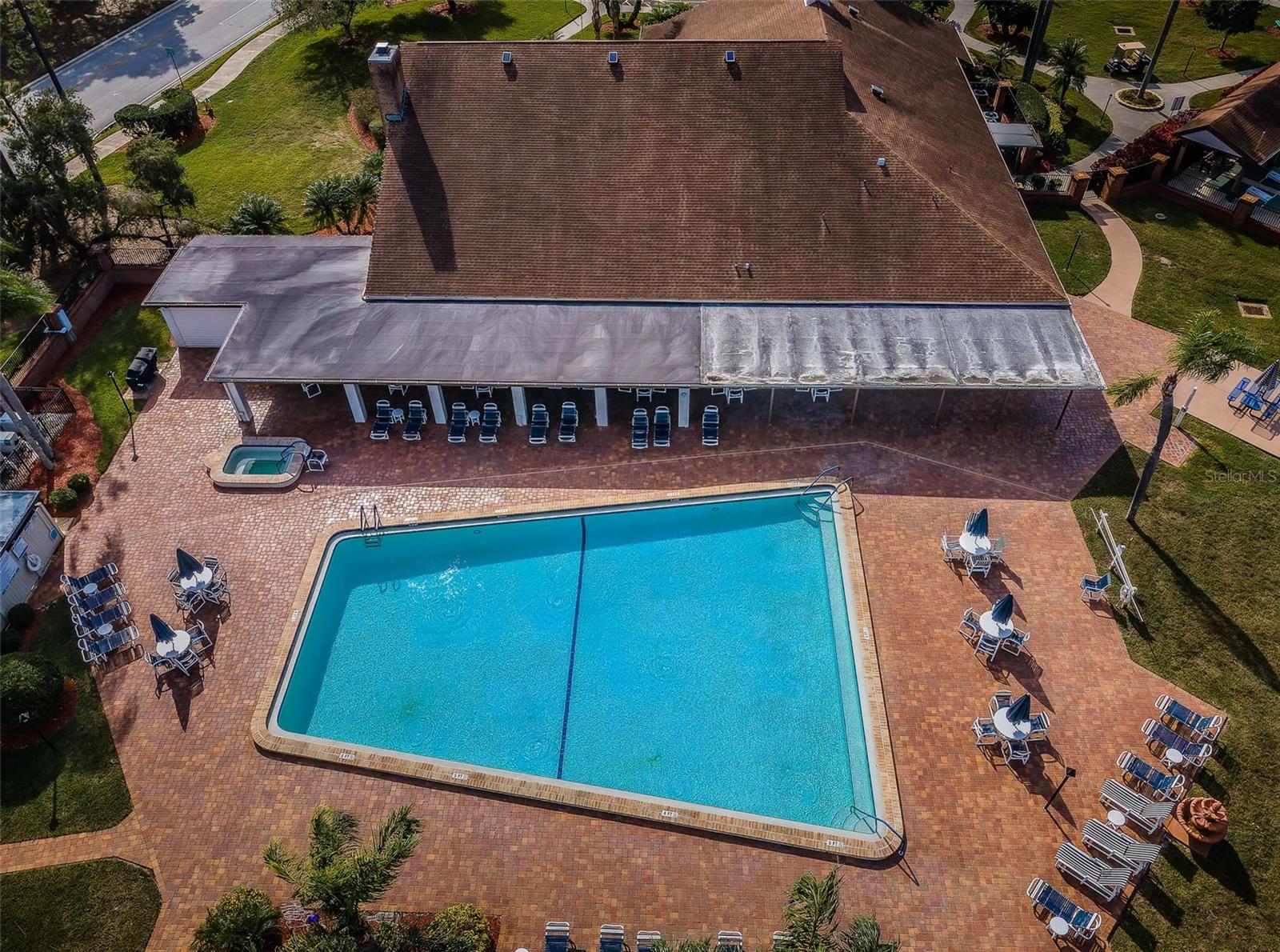 HERITAGE LAKE - Residential