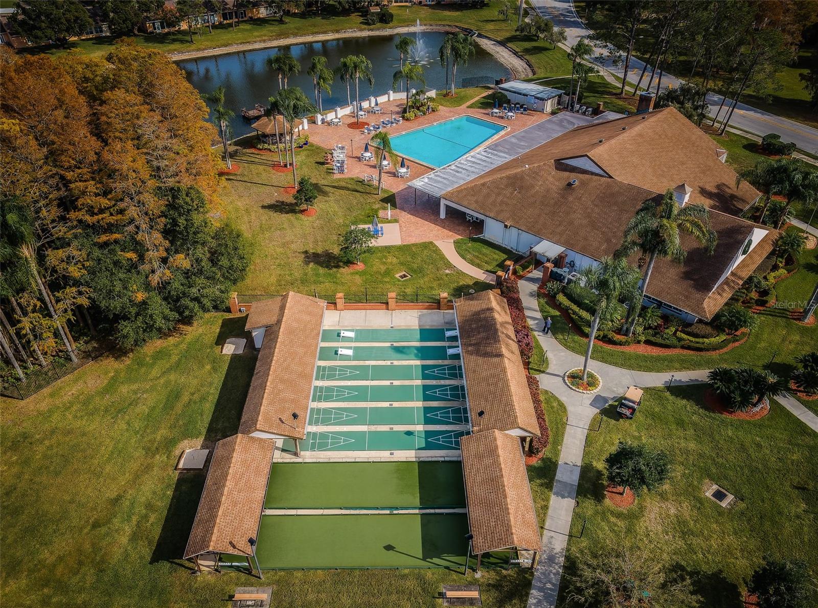 HERITAGE LAKE - Residential