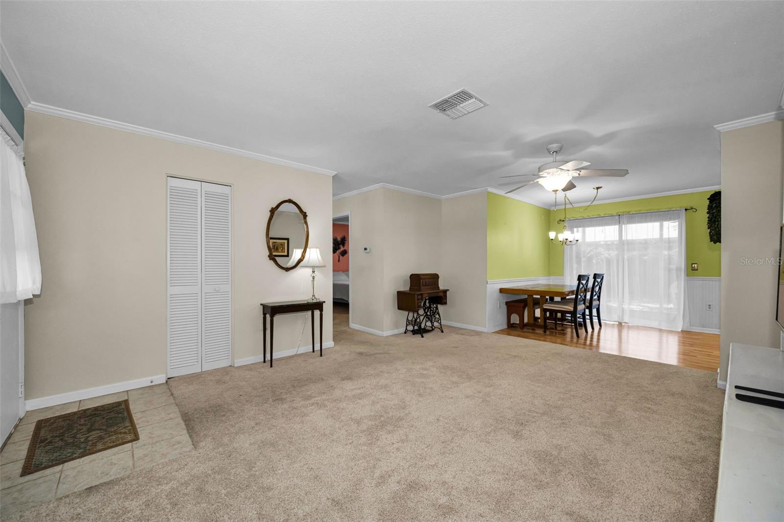 HERITAGE LAKE - Residential