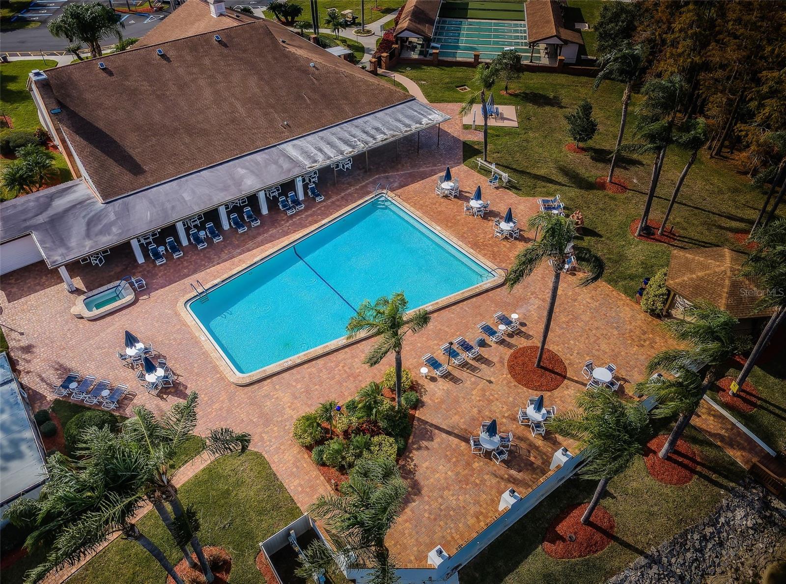 HERITAGE LAKE - Residential