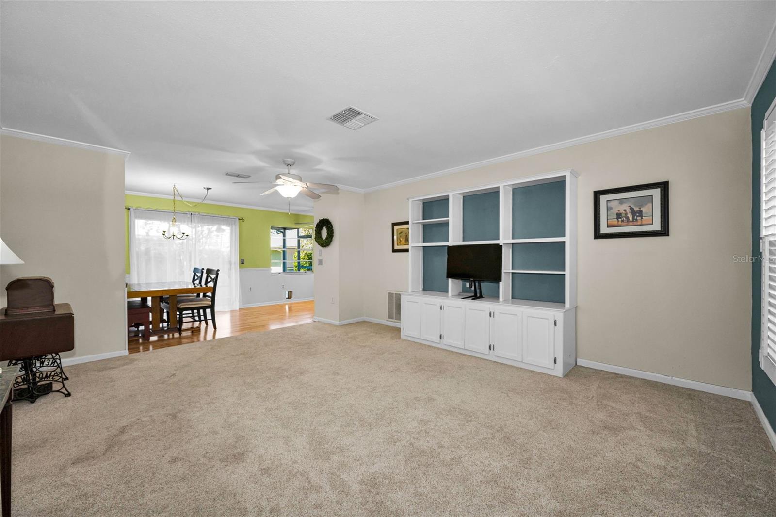 HERITAGE LAKE - Residential