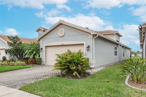 A home in WIMAUMA