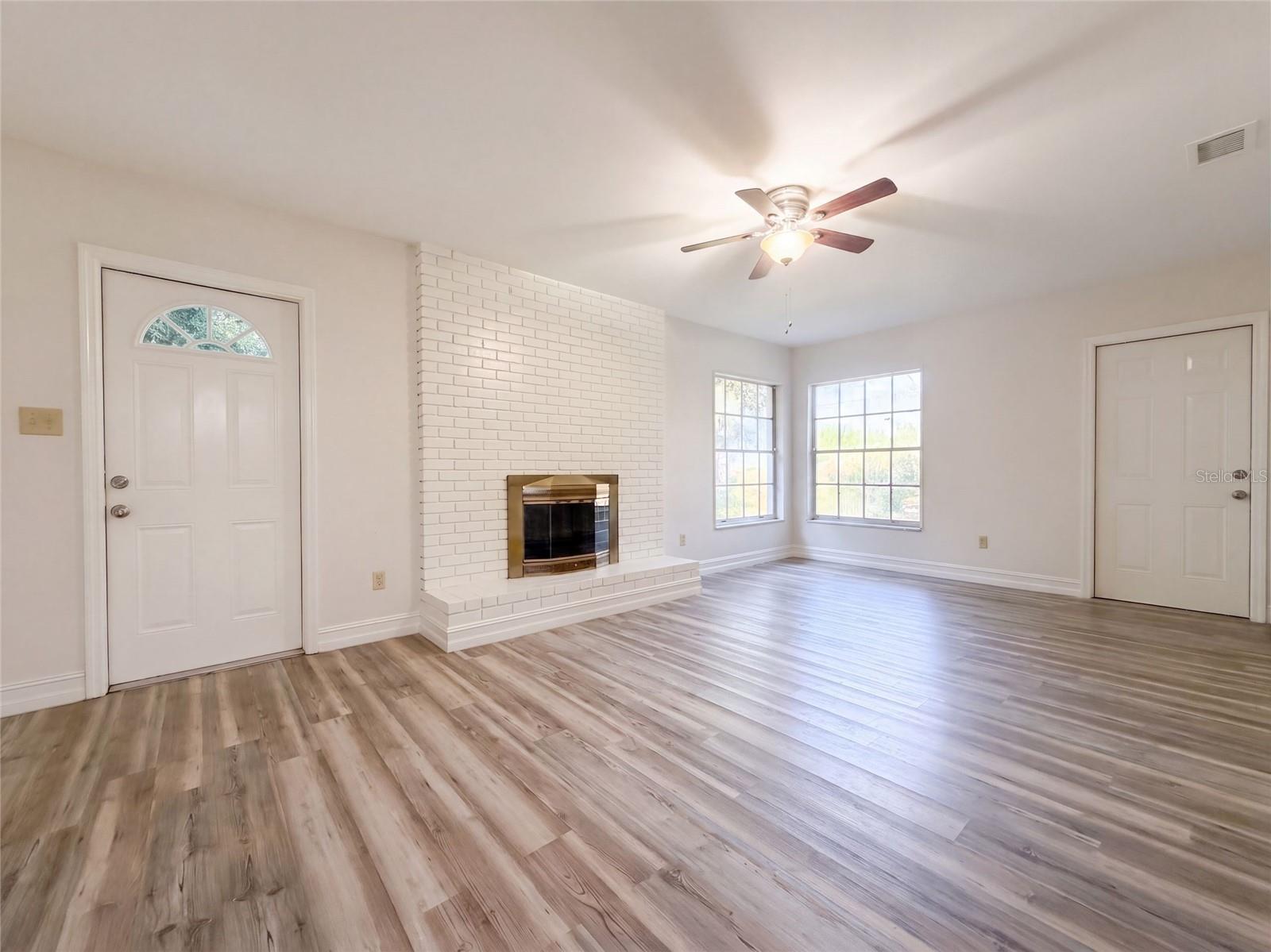 601 CAROLYN DRIVE