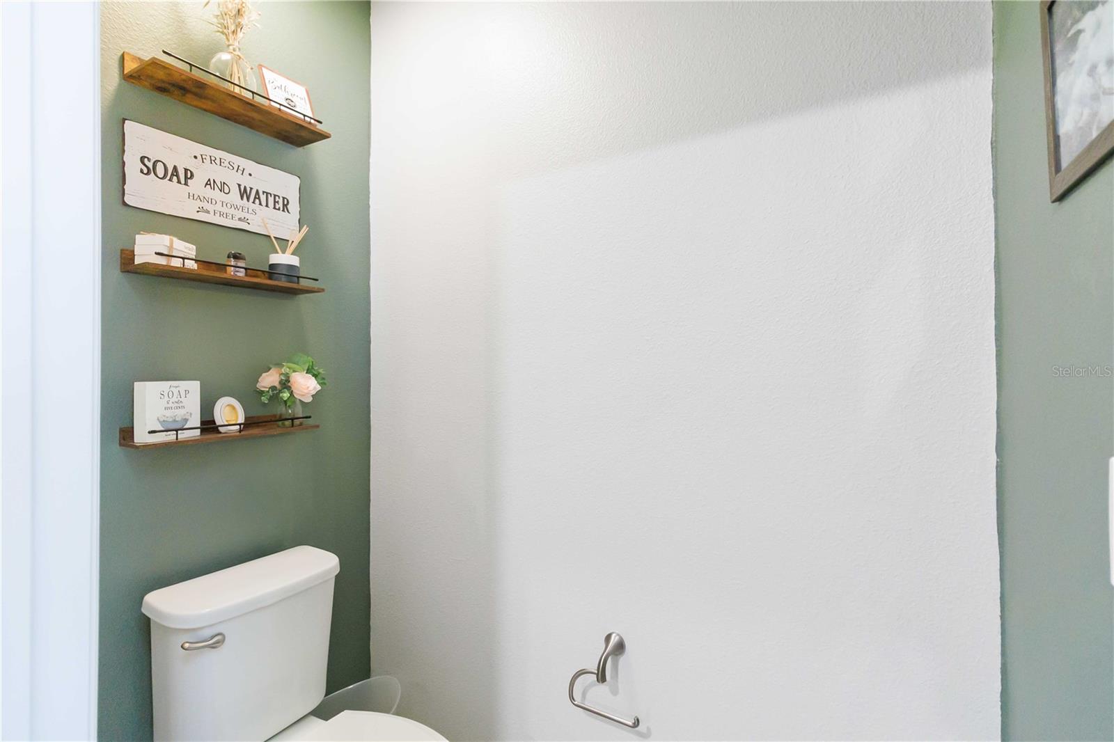 LIVE OAK LAKE PH 1 - Residential