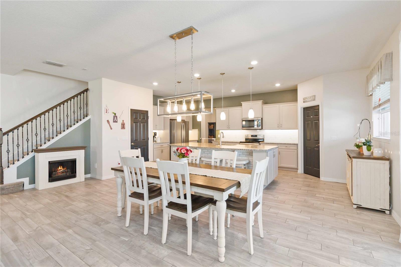 LIVE OAK LAKE PH 1 - Residential