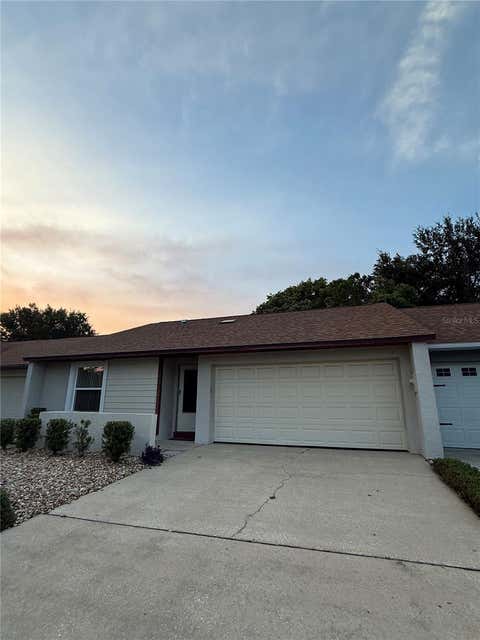 Property photo of 102 Edgewater Circle, Sanford, FL 32773