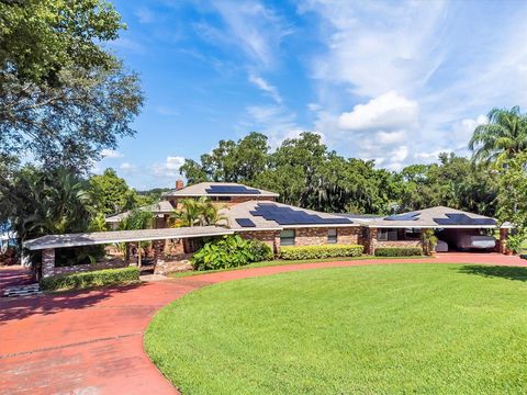 121 E LAKE SUMMIT DRIVE WINTER HAVEN FL 33884