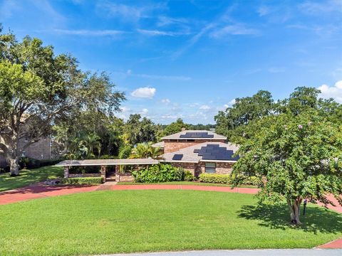 A home in WINTER HAVEN