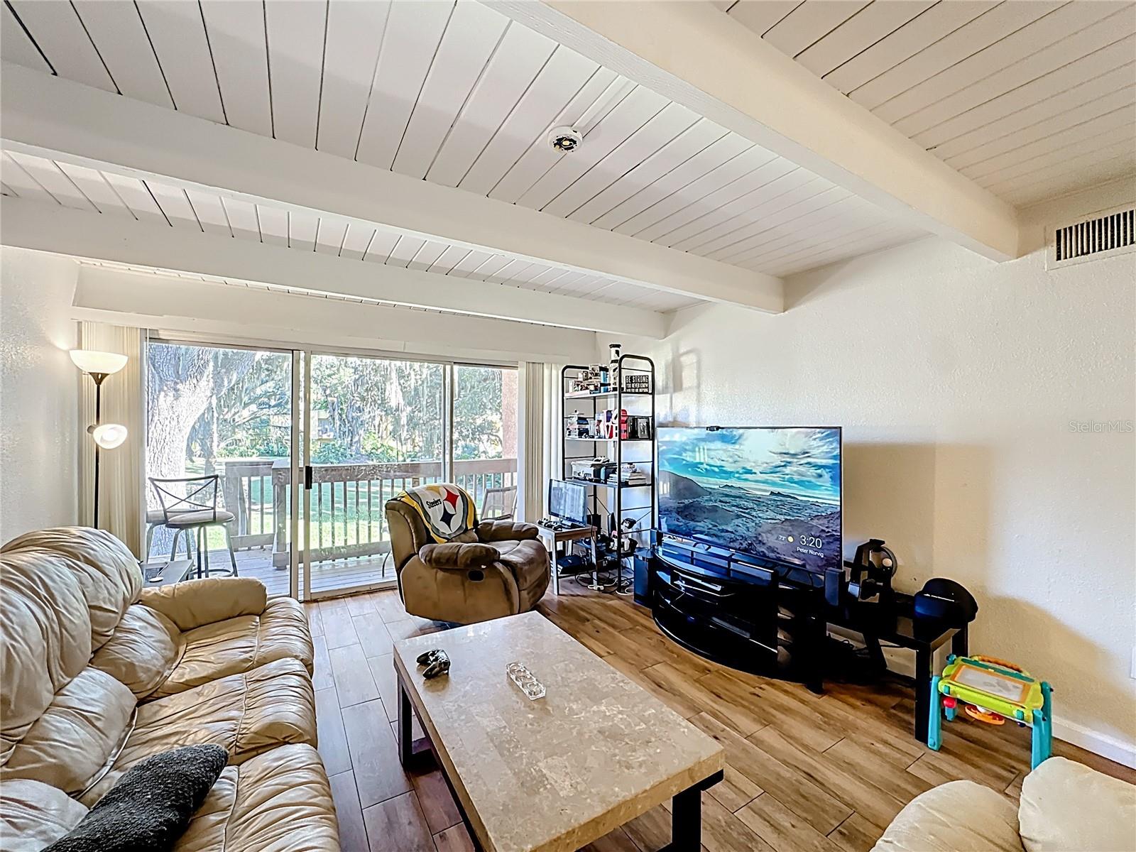 LA COSTA BRAVA LAKESIDE - Residential