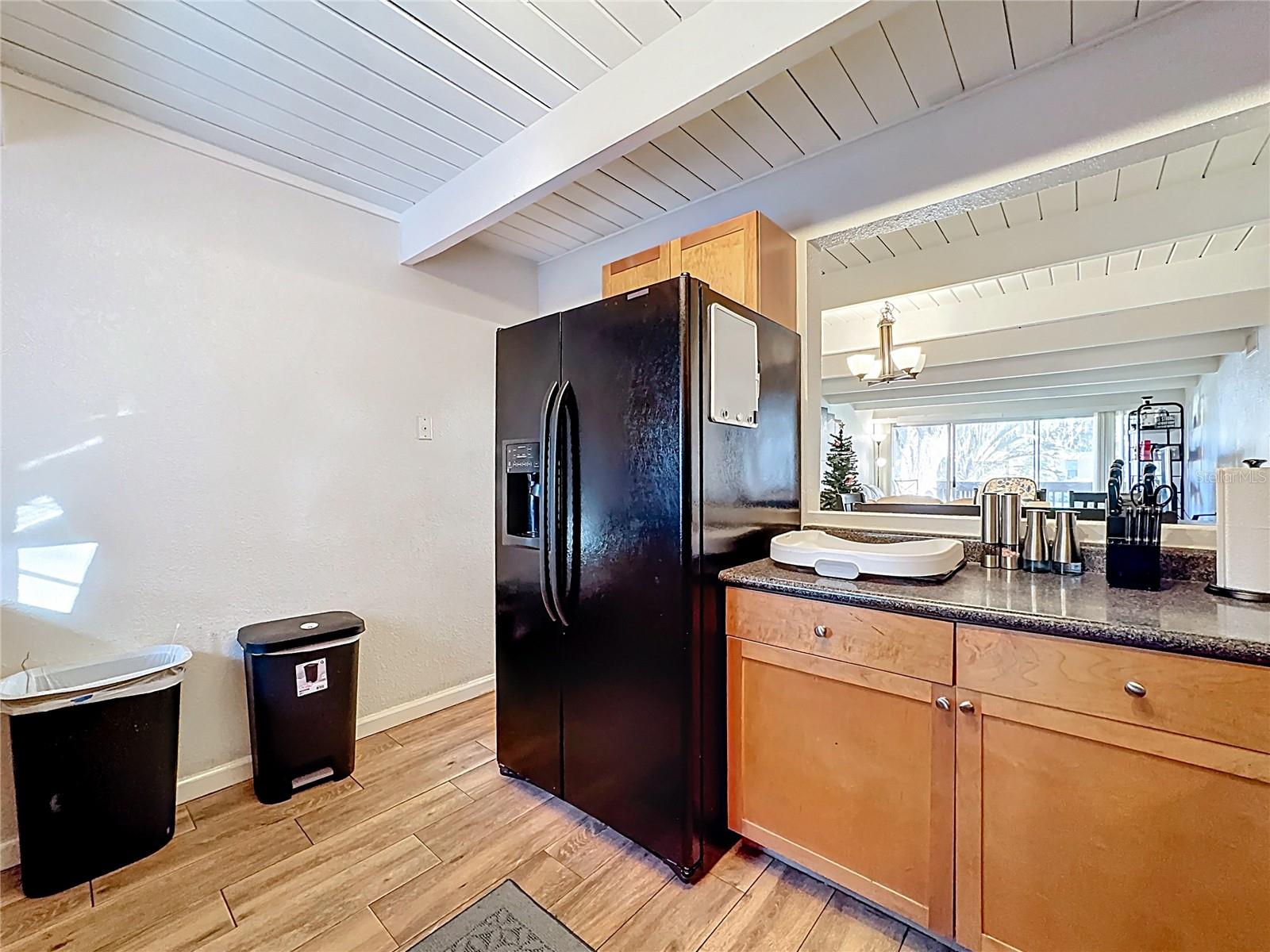 LA COSTA BRAVA LAKESIDE - Residential