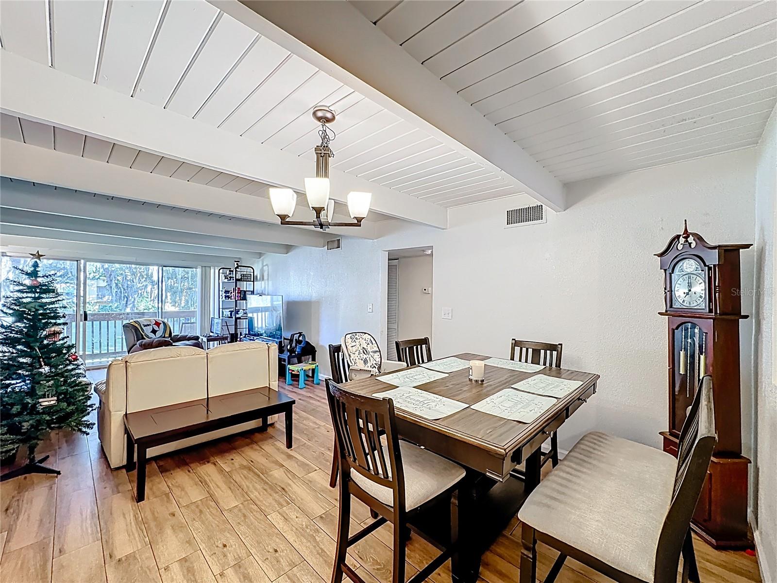 LA COSTA BRAVA LAKESIDE - Residential