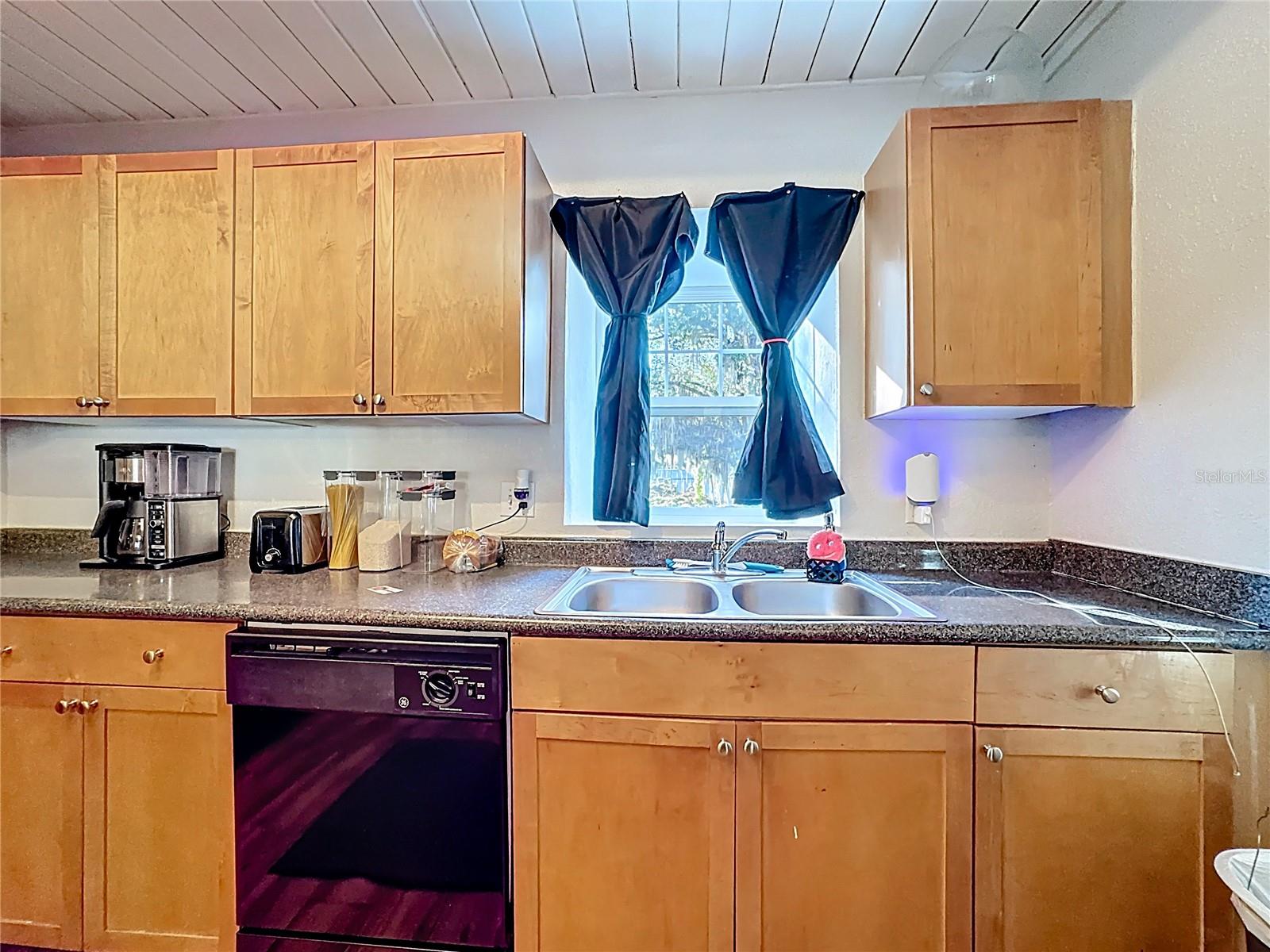 LA COSTA BRAVA LAKESIDE - Residential