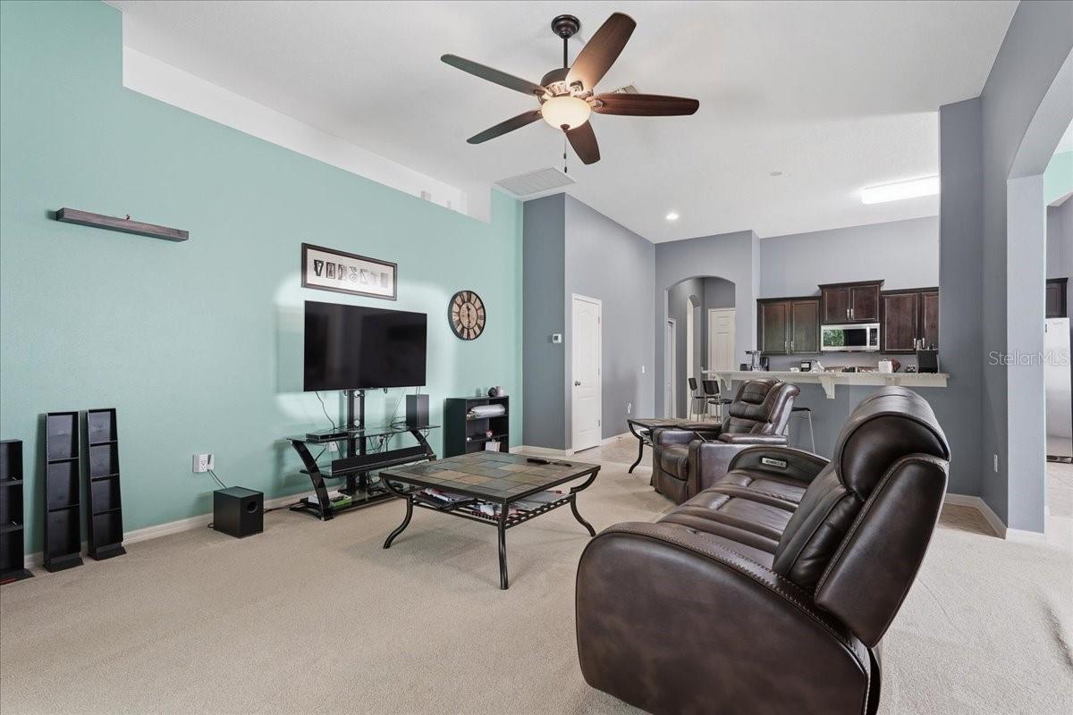 ASHTON OAKS - Residential