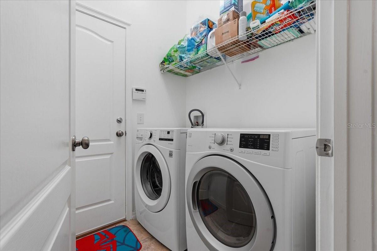 ASHTON OAKS - Residential