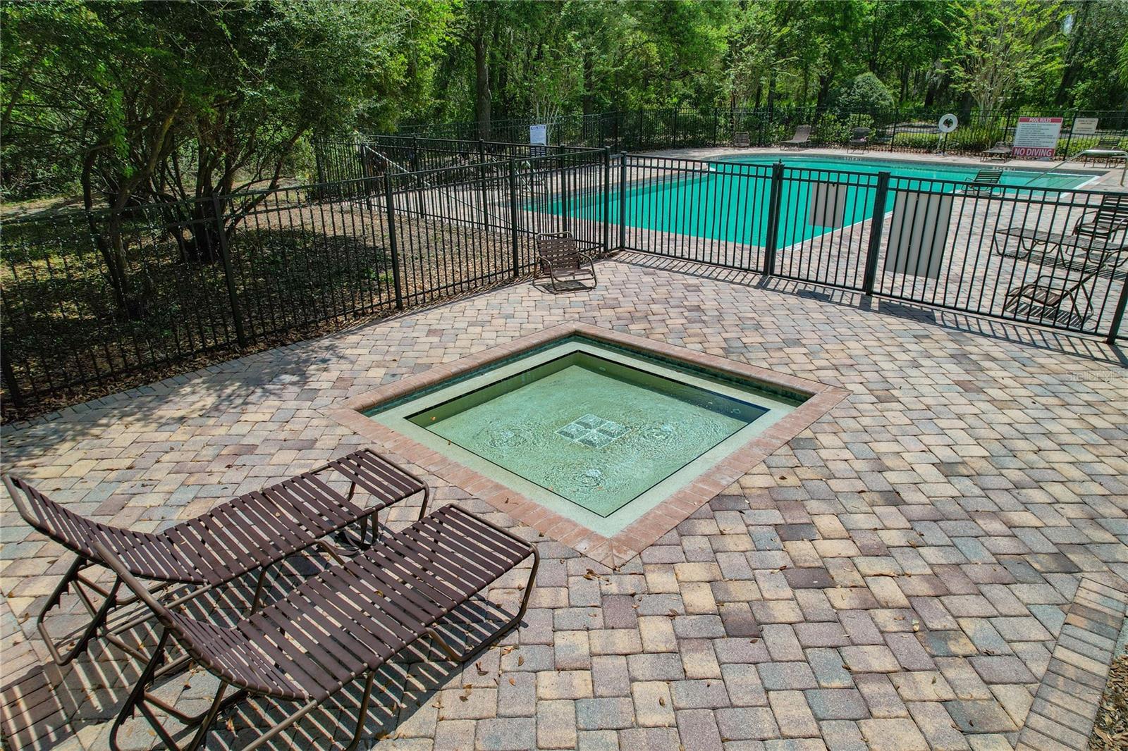 ASHTON OAKS - Residential